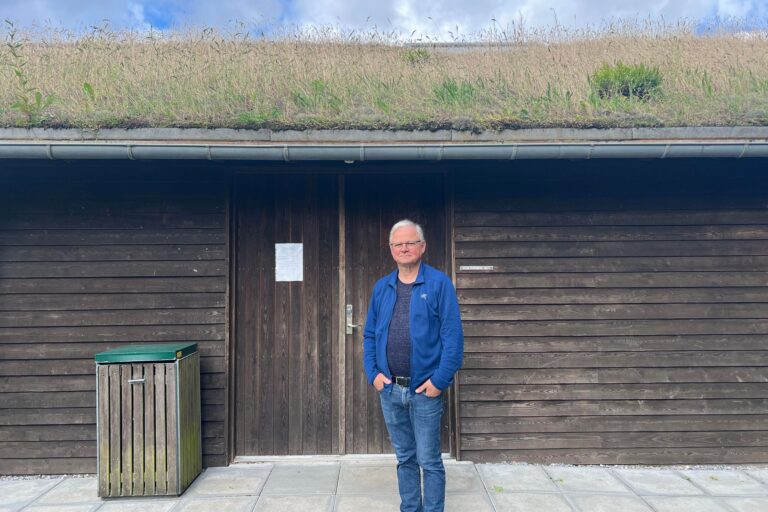 Huset ved Bratbjergsøerne: En Oase i Tranum Plantage